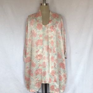 Pure Silk S/m Satin Rose print robe and chemise